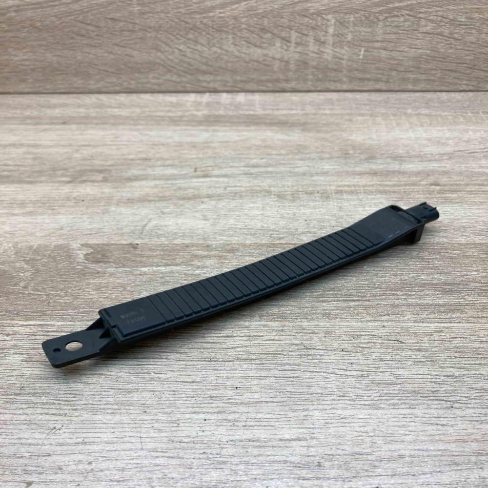180299 2 433  Keyless system antenna Ford Mustang V