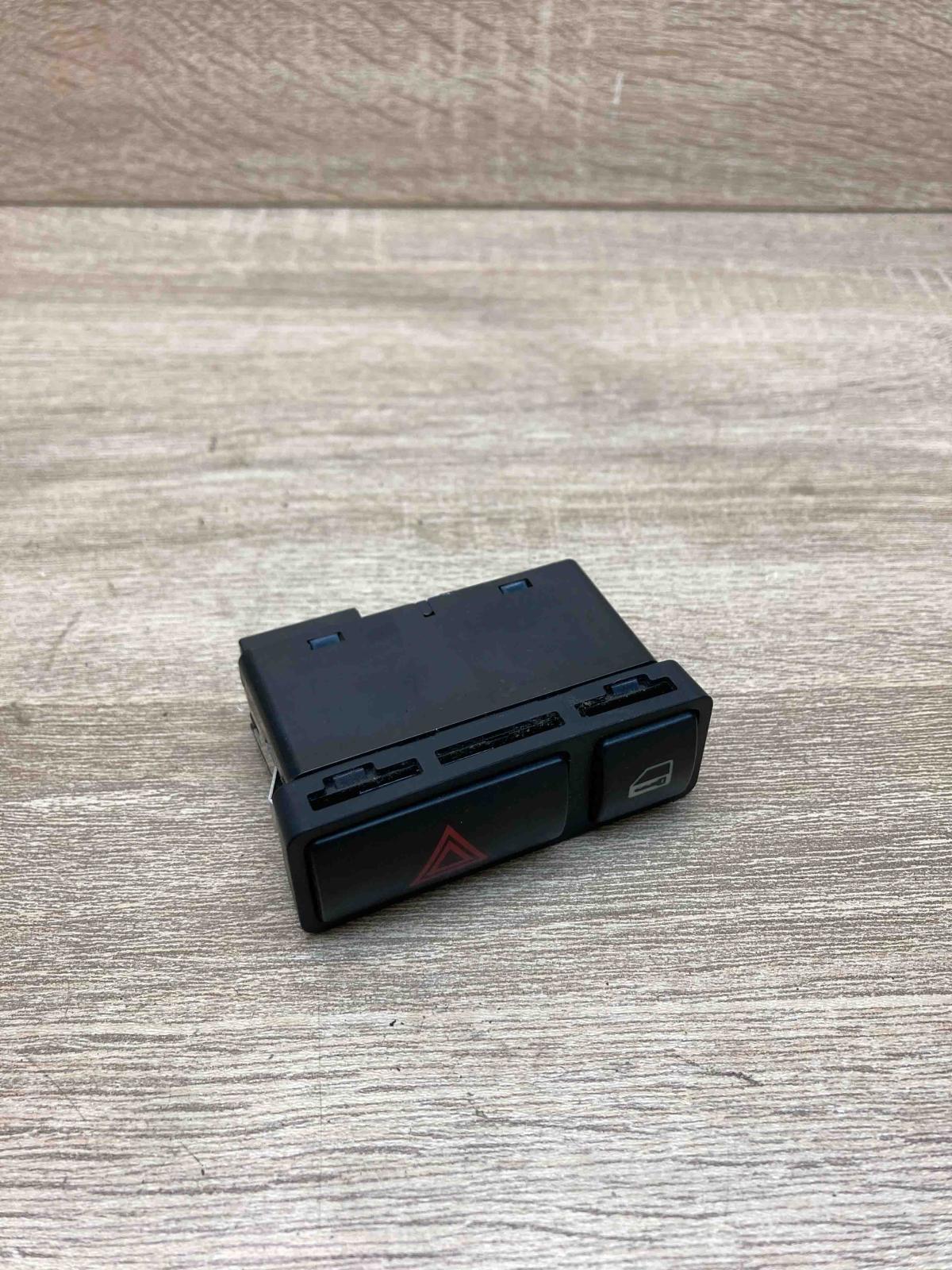 8368920 Main  Hazard light switch BMW X5 E53