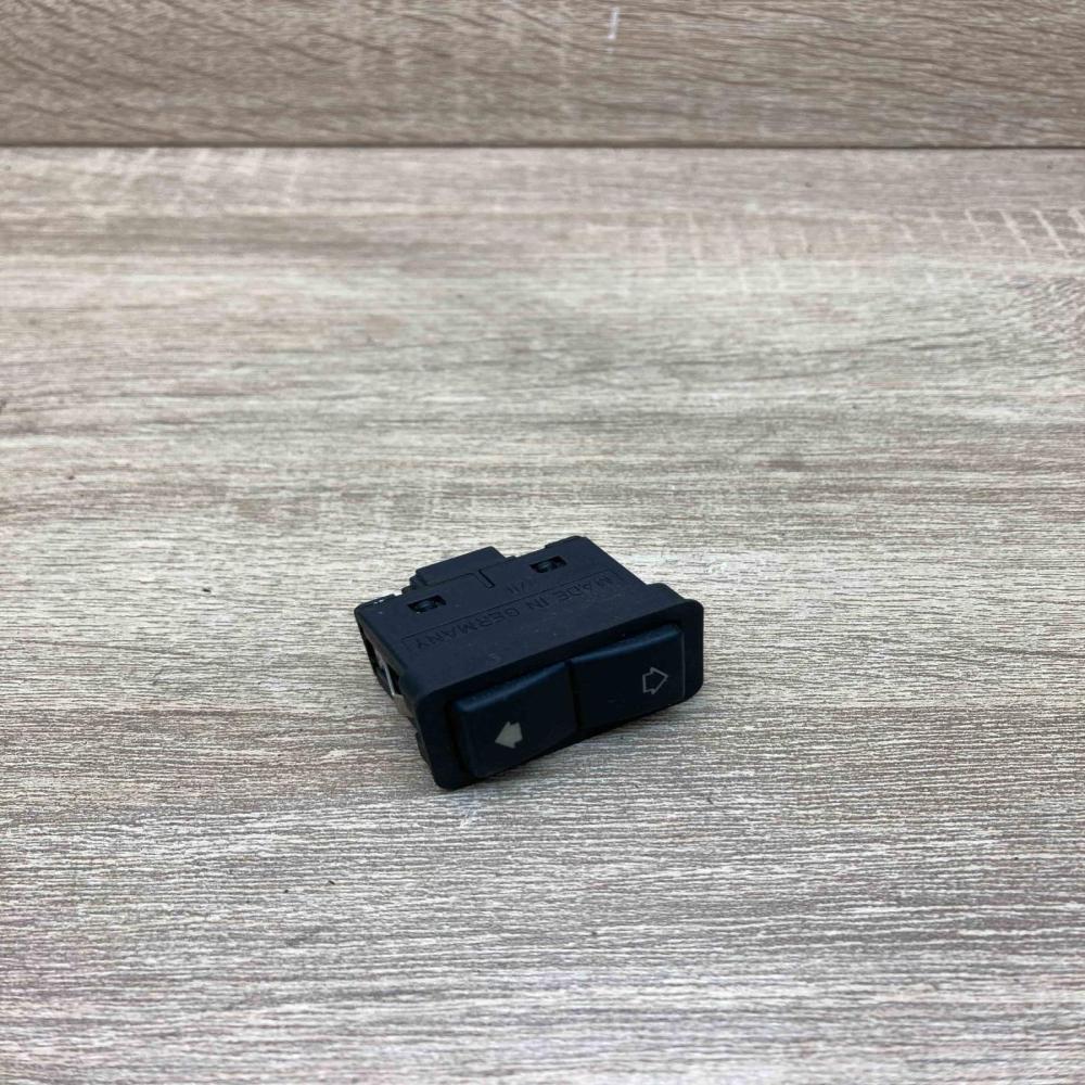 8368974 Main  Electric window control switch BMW 5 E39