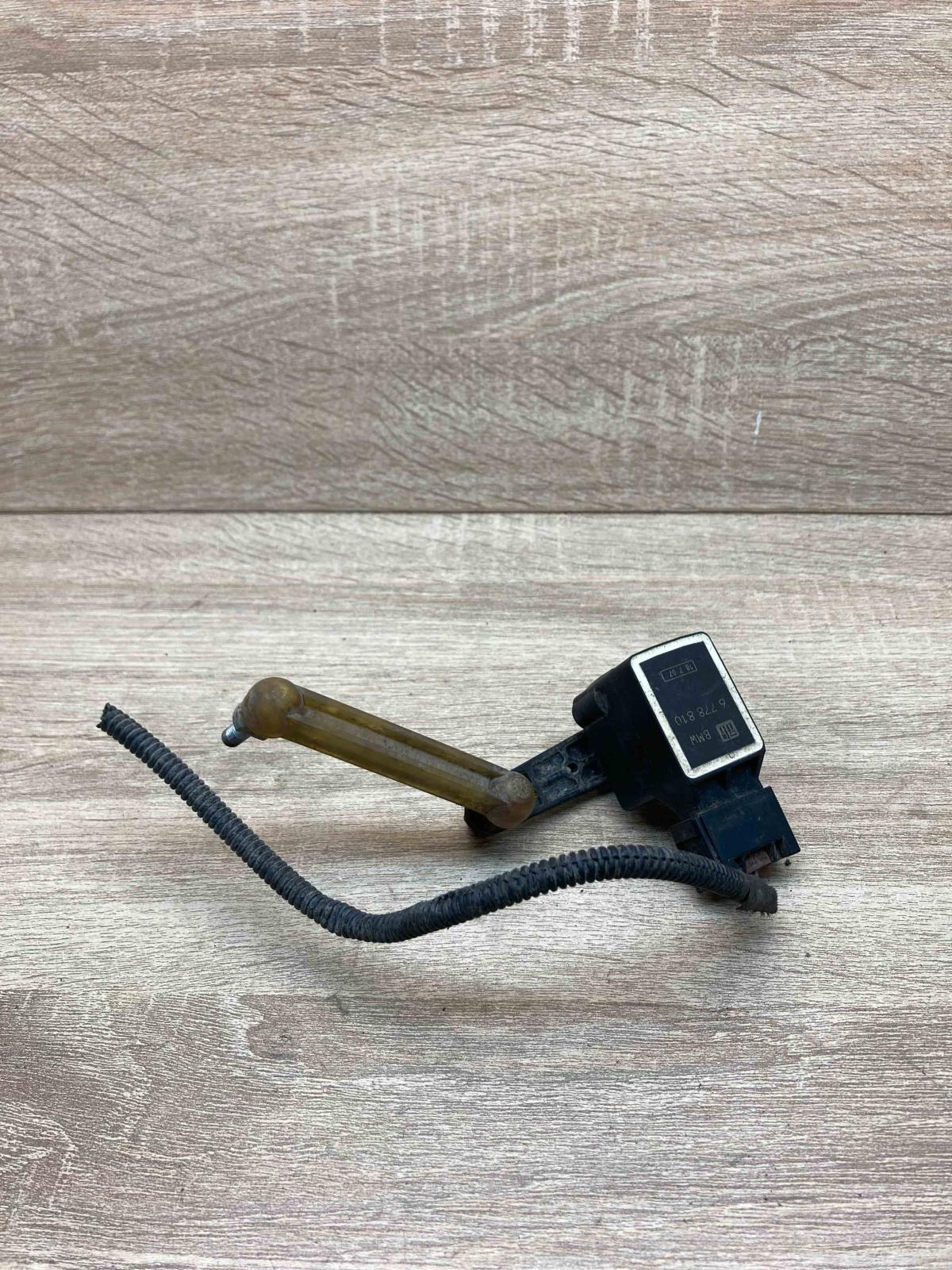 6778810   Headlight/headlamp level sensor BMW X3 E83
