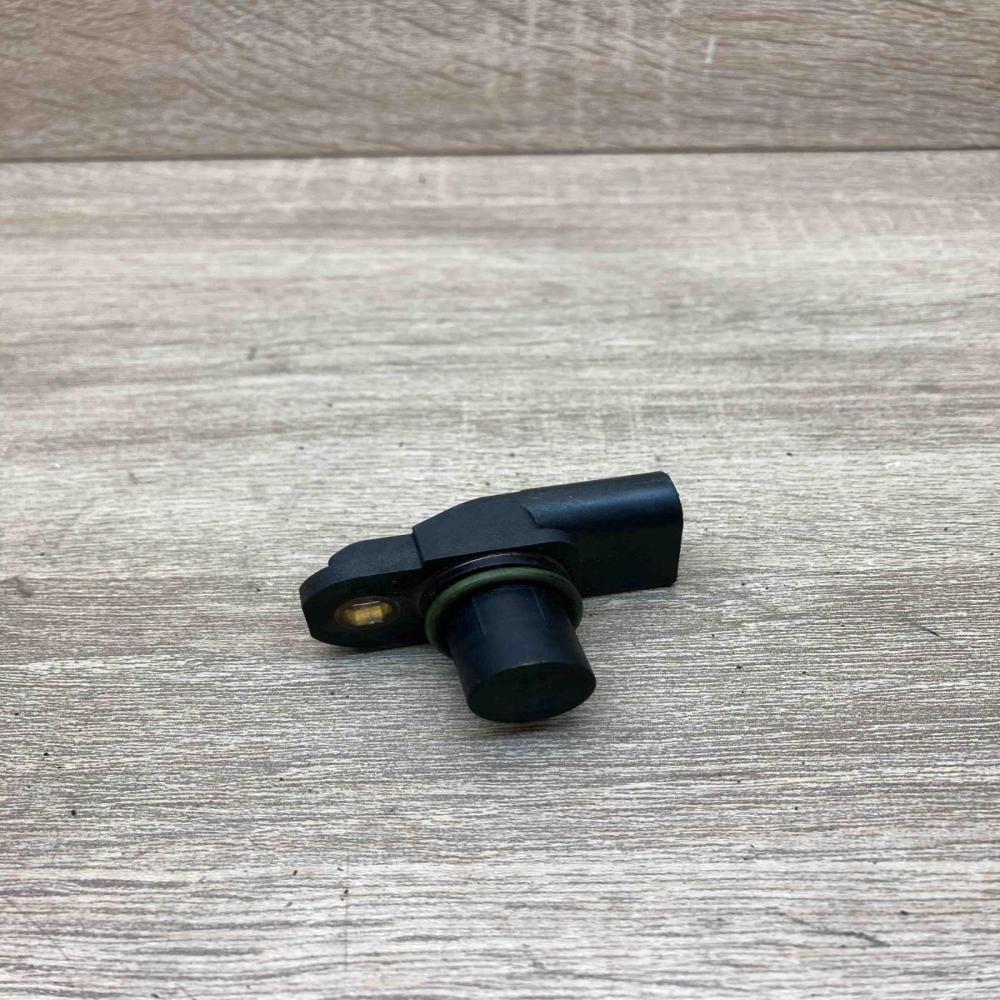 7792256   Camshaft position sensor BMW 5 E60 E61