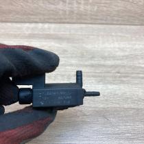 1742712   Turbo solenoid valve BMW 5 E39