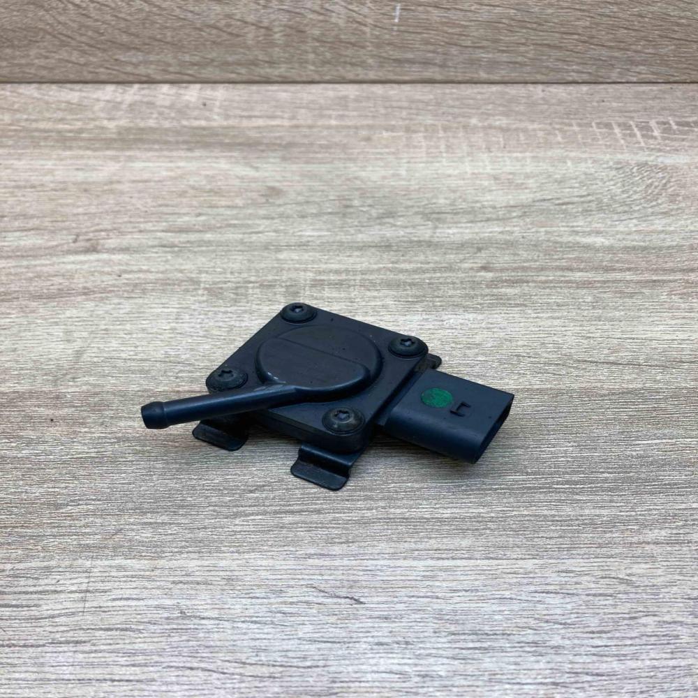 7789219 Used  Exhaust gas pressure sensor BMW 5 E60 E61