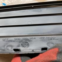 5Q0129954 5Q0 129 954  Air intake duct part Volkswagen T-Roc