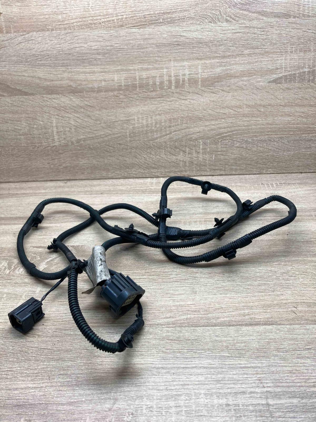 31210009   Other wiring loom Volvo V60