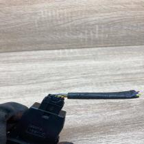 15A685 Switch  Hand parking brake switch Toyota Prius (XW20)
