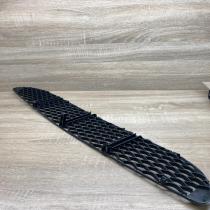 A2118850053   Front bumper lower grill Mercedes-Benz E W211