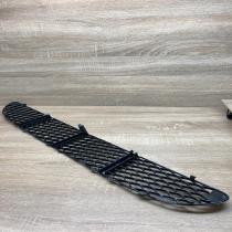 A2118850053   Front bumper lower grill Mercedes-Benz E W211