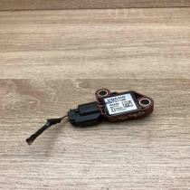 30737138 MRSA5 8840A6  Airbag deployment crash/impact sensor Volvo S40