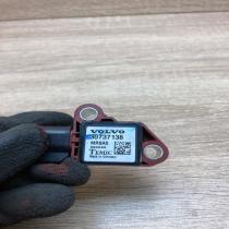 30737138 MRSA5 8840A6  Airbag deployment crash/impact sensor Volvo S40