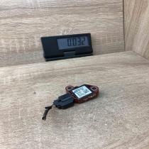 30737138 MRSA5 8840A6  Airbag deployment crash/impact sensor Volvo S40