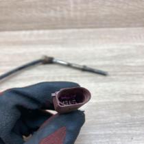 03L906088HM 092211027  Oil temperature sensor Volkswagen PASSAT B7