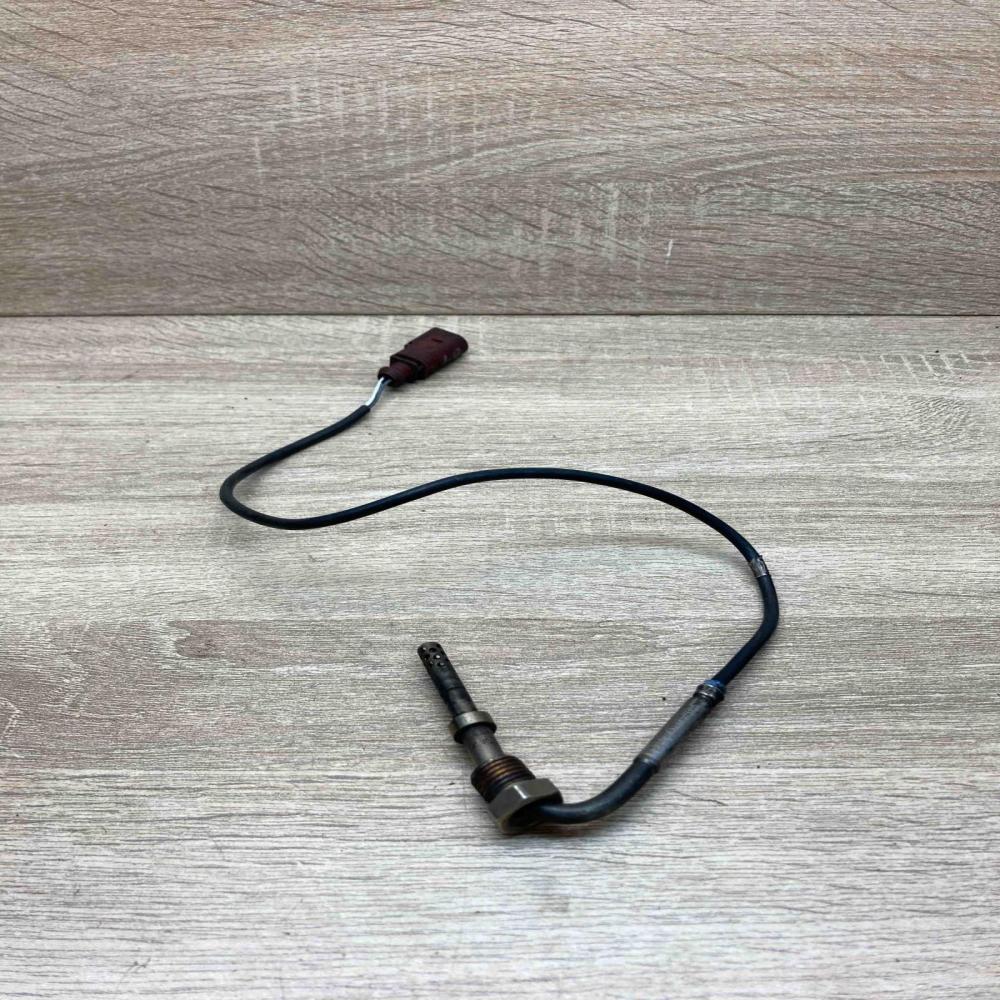 498905260 03G906069  Exhaust gas temperature sensor Audi A6 Allroad C6