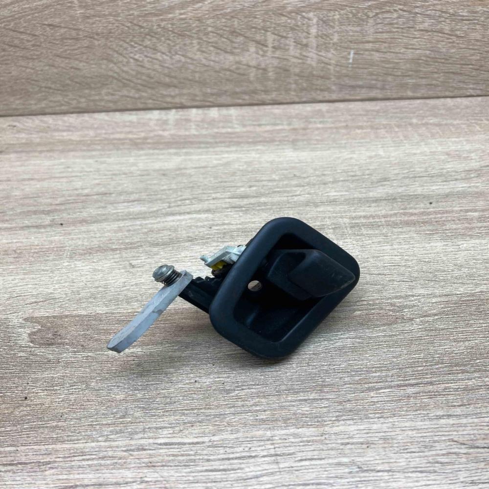 7008000   Hook BMW 3 E92 E93