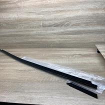 A1697200224   Front door window/glass frame Mercedes-Benz B W245