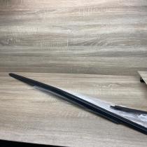 A1697200224   Front door window/glass frame Mercedes-Benz B W245