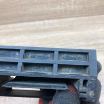 7533537 04 Radiator  Radiator mount bracket BMW X5 E70