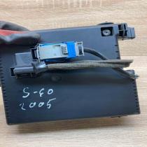 30728512 05W361 28017881 Fuse module Volvo XC70
