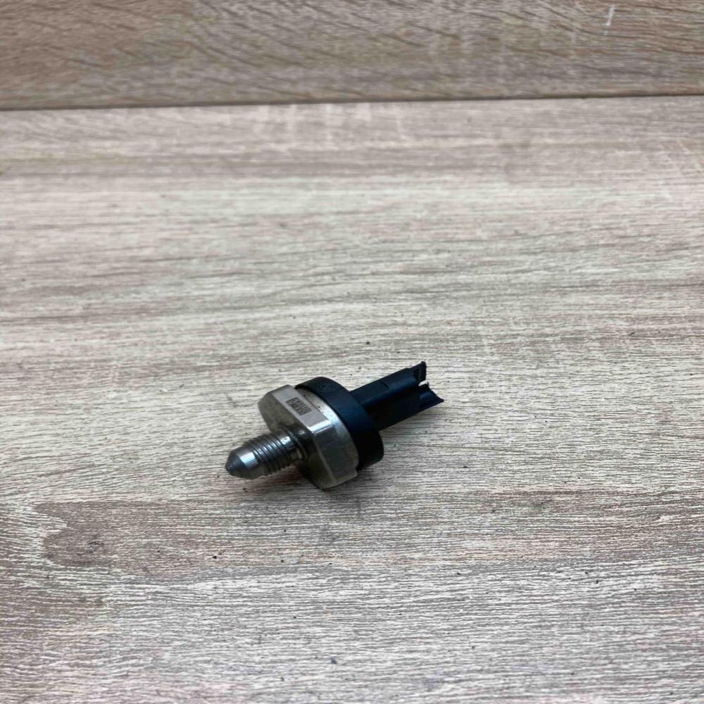7622231 0261230349  Fuel pressure sensor BMW 5 F10 F11