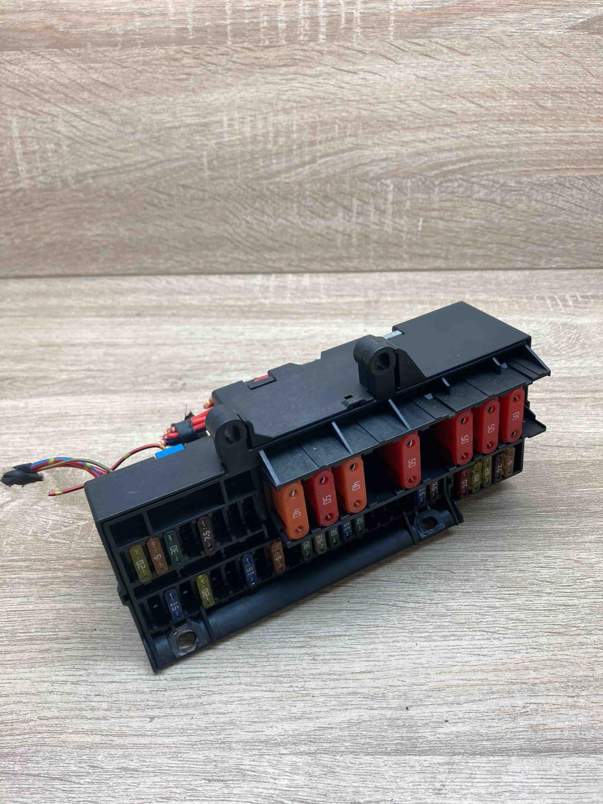 6900582 18560 Used Fuse box set BMW 7 E65 E66