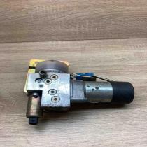 7015009 HB70087 002  Tailgate hydraulic pump motor BMW 7 E65 E66