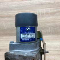 7015009 HB70087 002  Tailgate hydraulic pump motor BMW 7 E65 E66