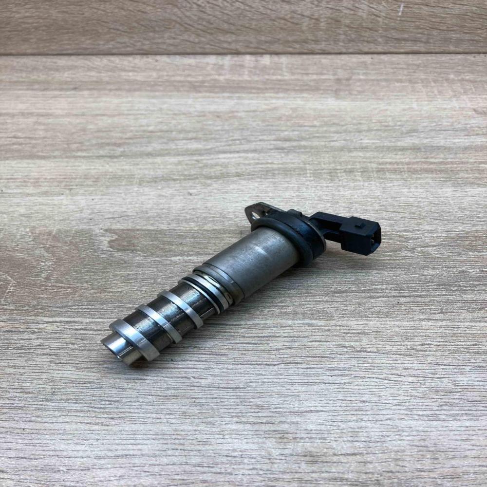 8605123 13151880  Camshaft vanos timing valve BMW 5 F10 F11