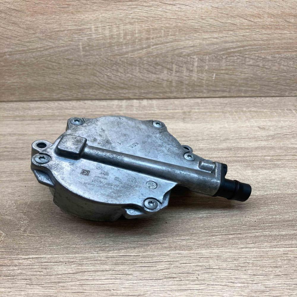 8605976 687390 10  Vacuum pump BMW 7 F01 F02 F03 F04