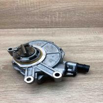 8605976 687390 10  Vacuum pump BMW 7 F01 F02 F03 F04