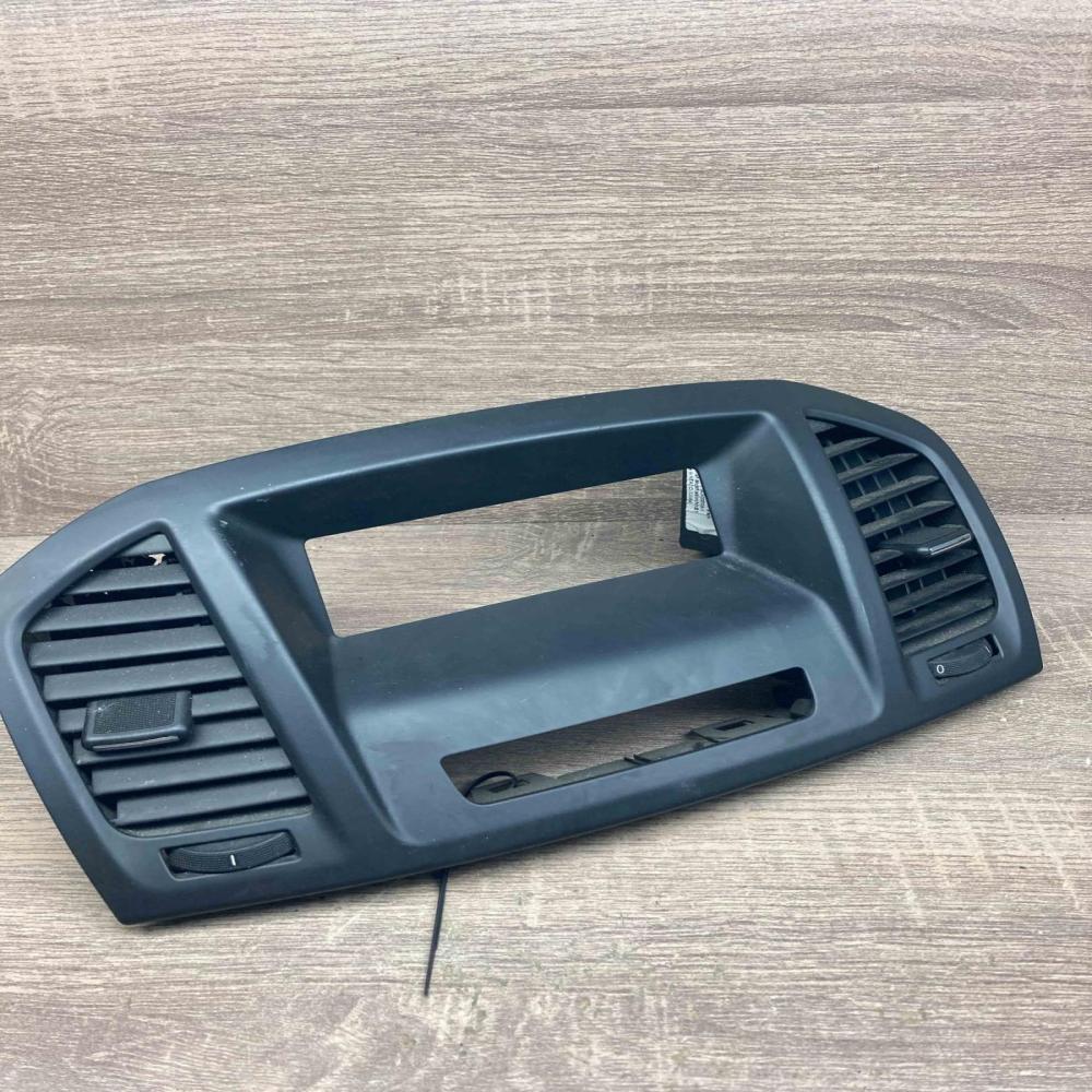 495050031   Radio/GPS head unit trim Opel Insignia A