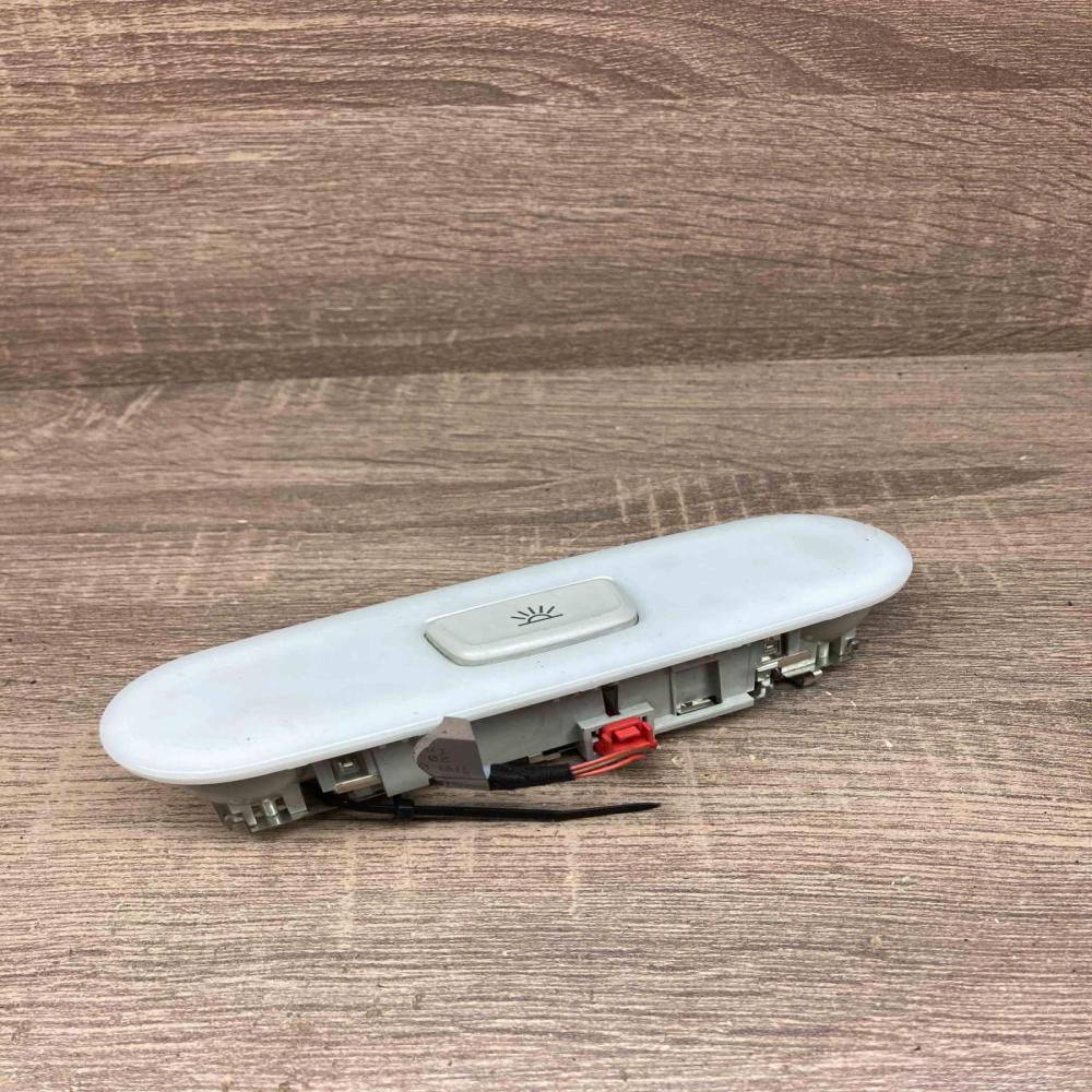 8T0947111 J012300  Rear seat light Audi A5 8T 8F