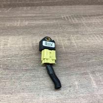 89831 0W040   Airbag deployment crash/impact sensor Lexus IS 220D-250-350