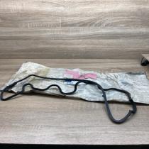 A1020161121   Rocker cam cover Mercedes-Benz E W124