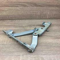 2118800128   Engine bonnet/hood hinges Mercedes-Benz E W211