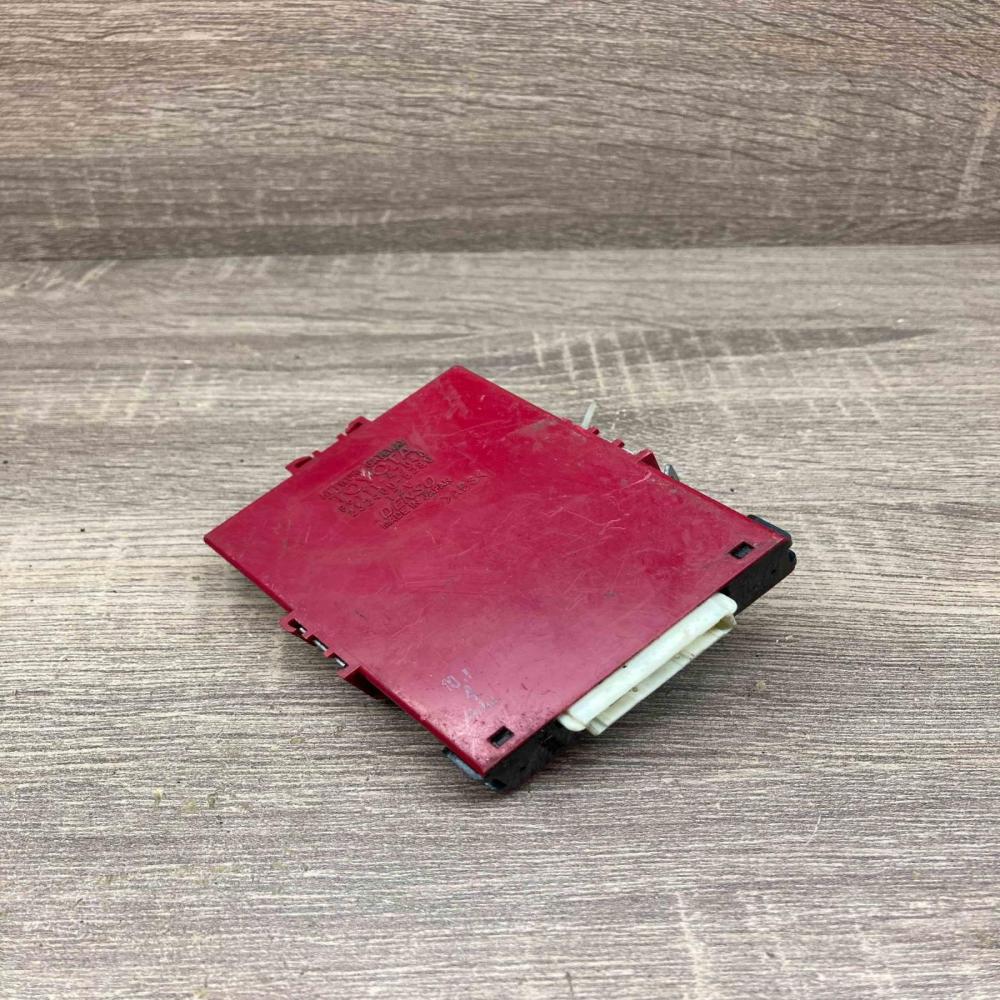 89111 47040 232400 5280 Used Other control units/modules Toyota Prius (XW20)