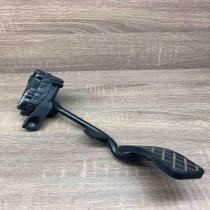 8E2721523C 6PV007770  Accelerator throttle pedal Volkswagen PASSAT B5