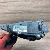 8E2721523C 6PV007770  Accelerator throttle pedal Volkswagen PASSAT B5