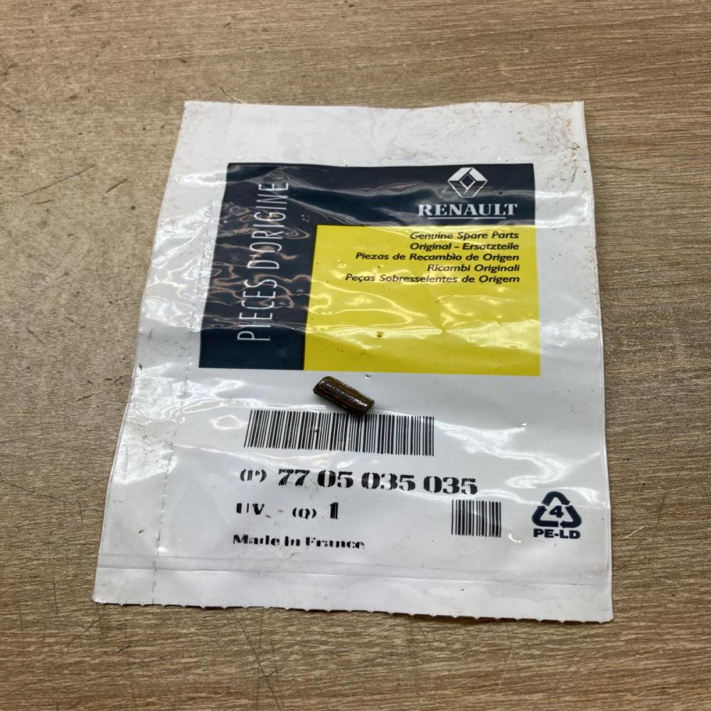7705035035   Other engine part Renault 19