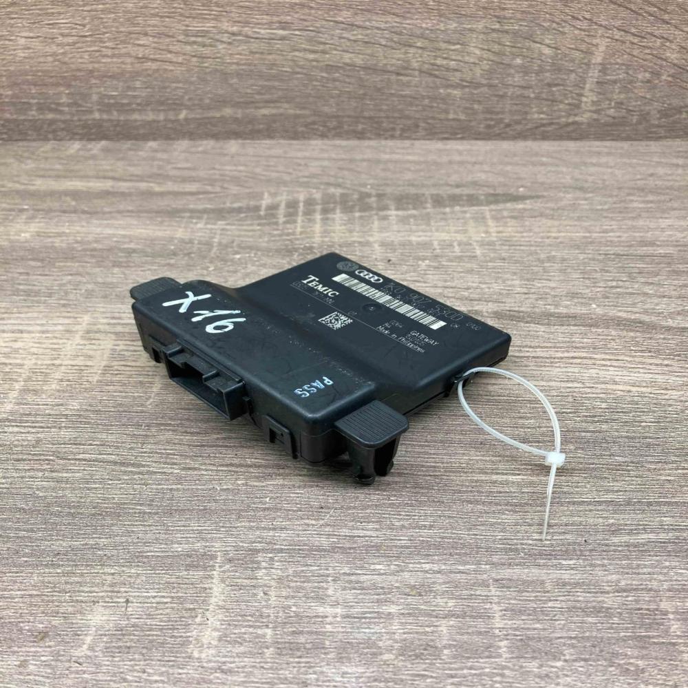 1K0907530D   Gateway control module Audi A3 S3 8P