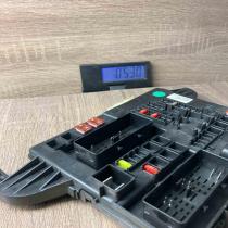 13277321 13277321  Fuse module Opel Insignia A