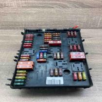 1K0937124H   Fuse box set Volkswagen Golf V