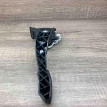 30683517 6PV008537  Accelerator throttle pedal Volvo S80