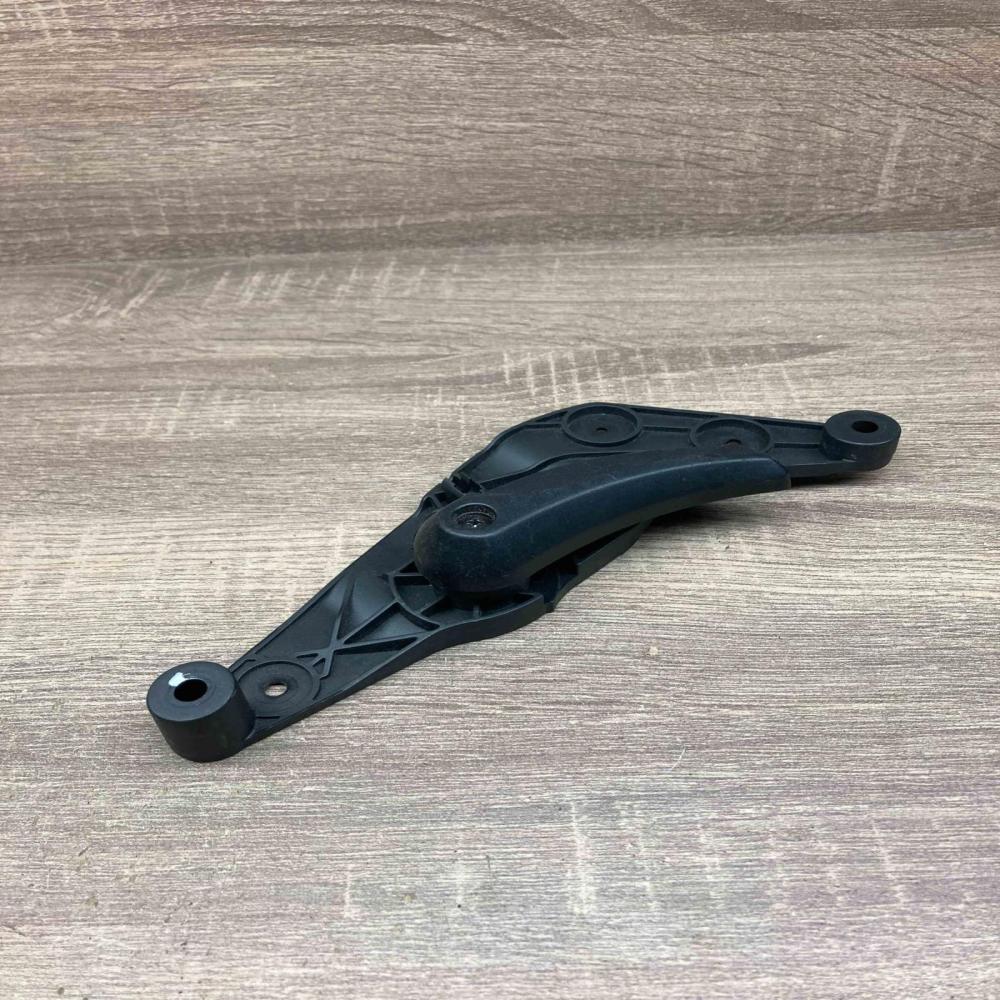 9114002   Engine bonnet (hood) release handle BMW 5 F10 F11