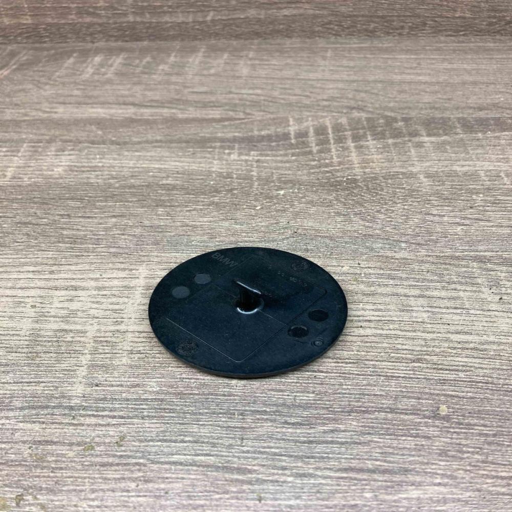 9166609   Floor mat clip fixing clamp BMW 5 F10 F11