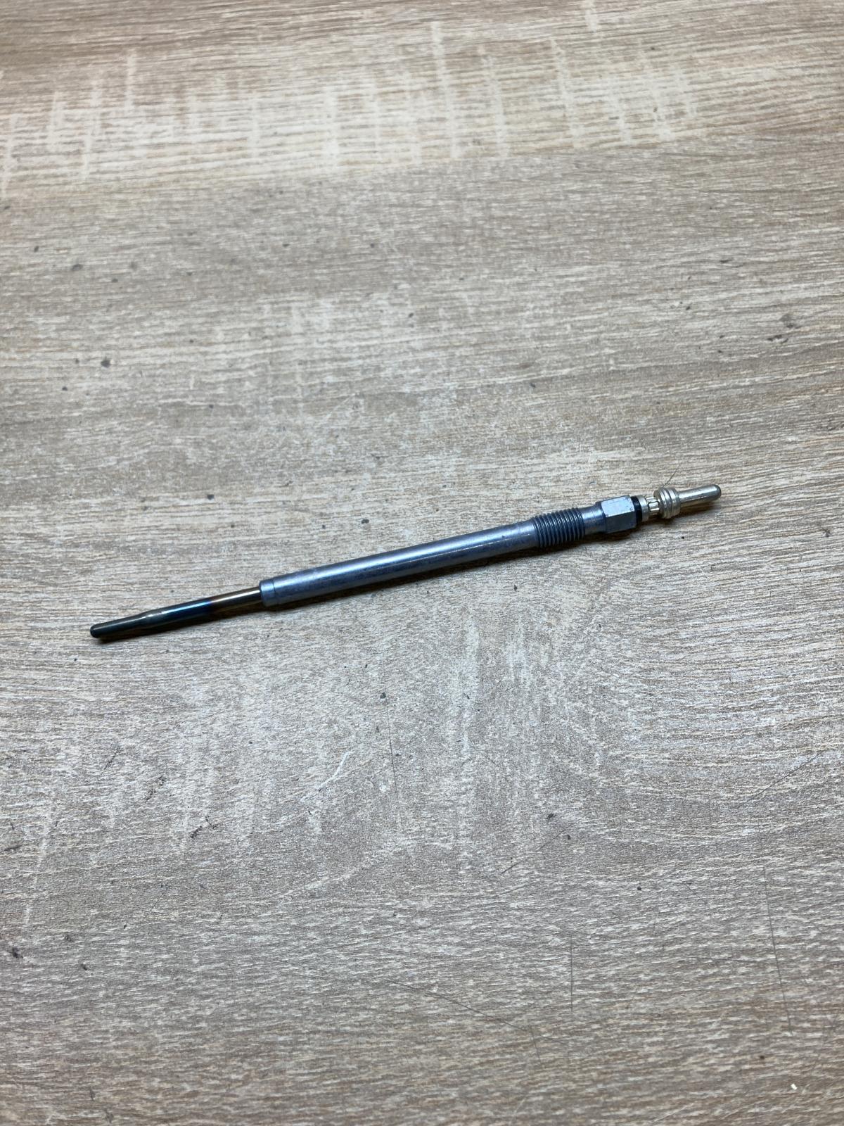 276003820   Glow plug Peugeot 206+