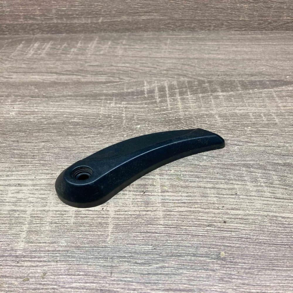 9113984   Engine bonnet (hood) release handle BMW 5 F10 F11