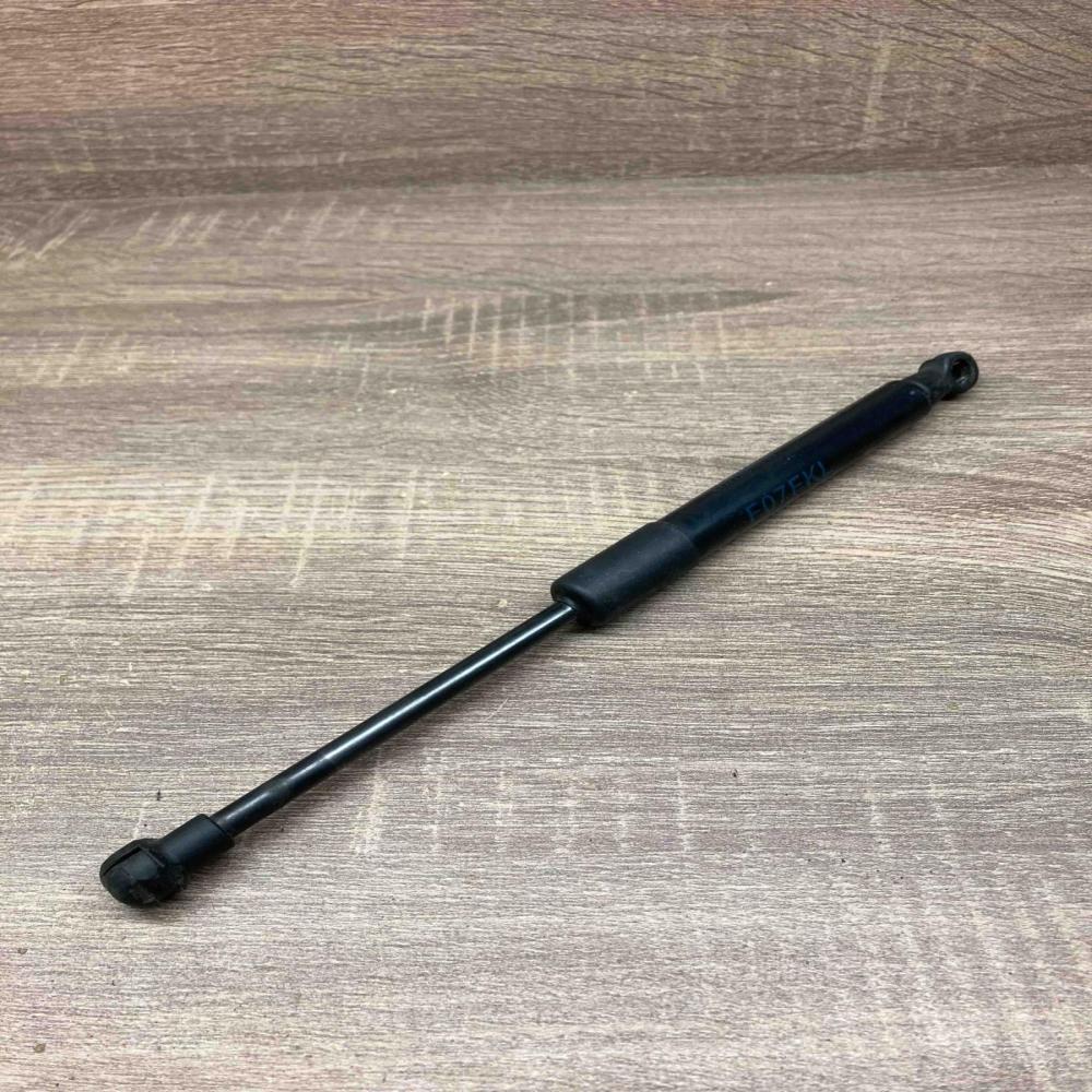 7200197   Front bonnet/hood damper/strut BMW 5 GT F07