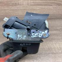 4F5827505D   Tailgate/trunk/boot lock/catch/latch Volkswagen PASSAT B7