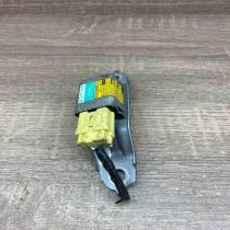 89834 47020 187900 0922  Airbag deployment crash/impact sensor Toyota Prius (XW2