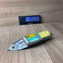 89834 47020 187900 0922  Airbag deployment crash/impact sensor Toyota Prius (XW2